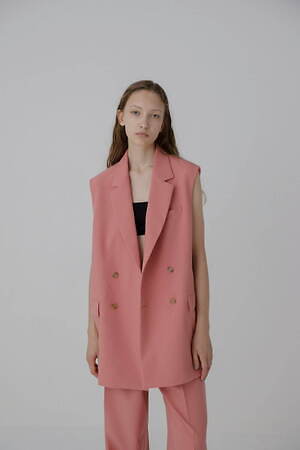 アンデコレイテッド(UNDECORATED) 2024年春夏ウィメンズ&メンズコレクション  - 写真1