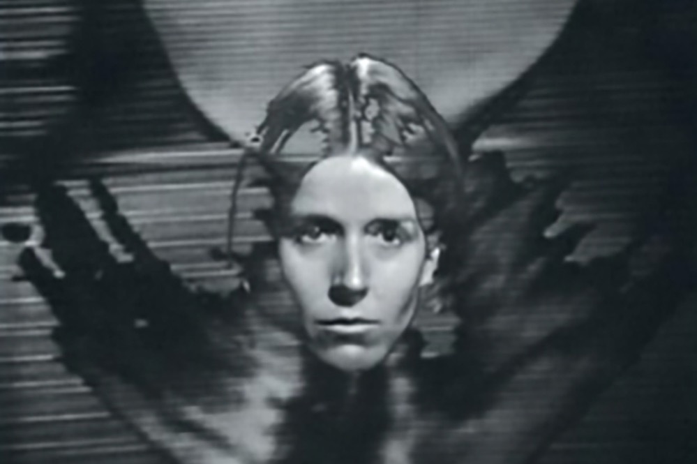 美術館｜特別展「崇高さに関する抽象的な覚書」広島市現代美術館で、詩人ジョアン・カイガーのヴィデオ作品を起点に