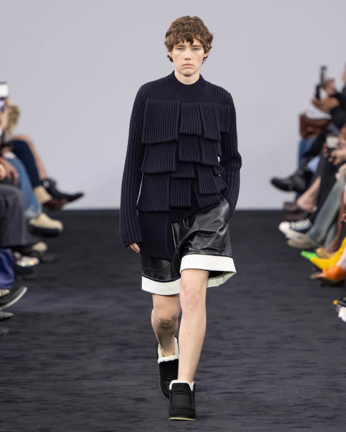 ジェイ ダブリュー アンダーソン(JW Anderson) 2024-25年秋冬ウィメンズコレクション  - 写真10