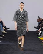 JW アンダーソン 2024年秋冬ウィメンズコレクション - レトロな洋服に“奇妙”なエッセンスを｜写真24