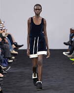 JW アンダーソン 2024年秋冬ウィメンズコレクション - レトロな洋服に“奇妙”なエッセンスを｜写真8