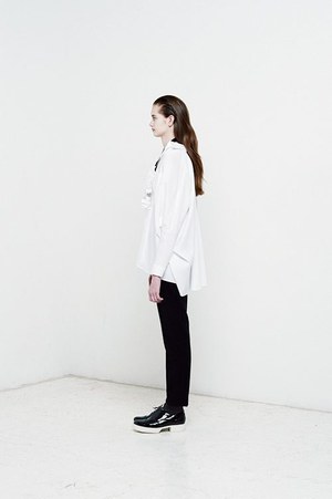 エンフォルド(ENFÖLD) 2014-15年秋冬ウィメンズコレクション  - 写真23