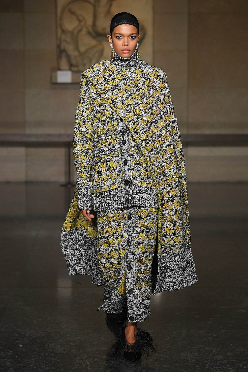 アーデム(ERDEM) 2024-25年秋冬ウィメンズコレクション  - 写真9