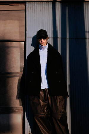 リヒト・ベシュトレーベン(Licht Bestreben) 2024-25年秋冬メンズコレクション  - 写真24