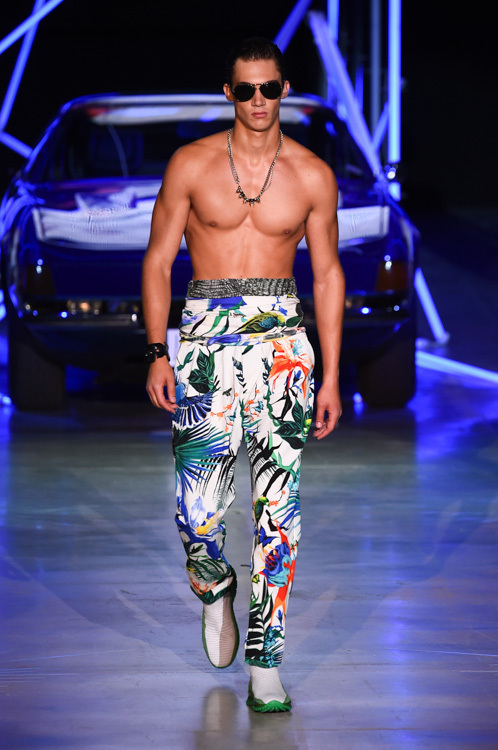 ロベルト カヴァリ(roberto cavalli) 2015年春夏メンズコレクション  - 写真23