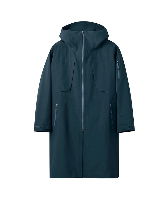 デサント オルテライン“湿気を放出する”ウールコート、ボリュームある身幅＆長めの着丈｜写真3
