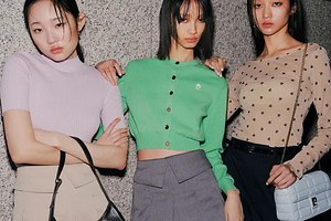 フレイ アイディー×ピエール カルダン、「P」総柄のシアートップスや爽やかグリーンのニットカーデ