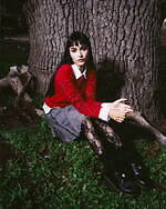 ドクターマーチン×ガールズドントクライ“ハートチャーム付き”厚底シューズ、ヘアーオンレザーのアッパー｜写真3