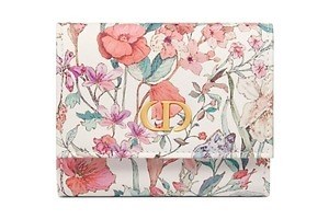 ディオール24年新作ウォレット、スカーレットやハイビスカスを描いたミニ＆長財布｜写真4