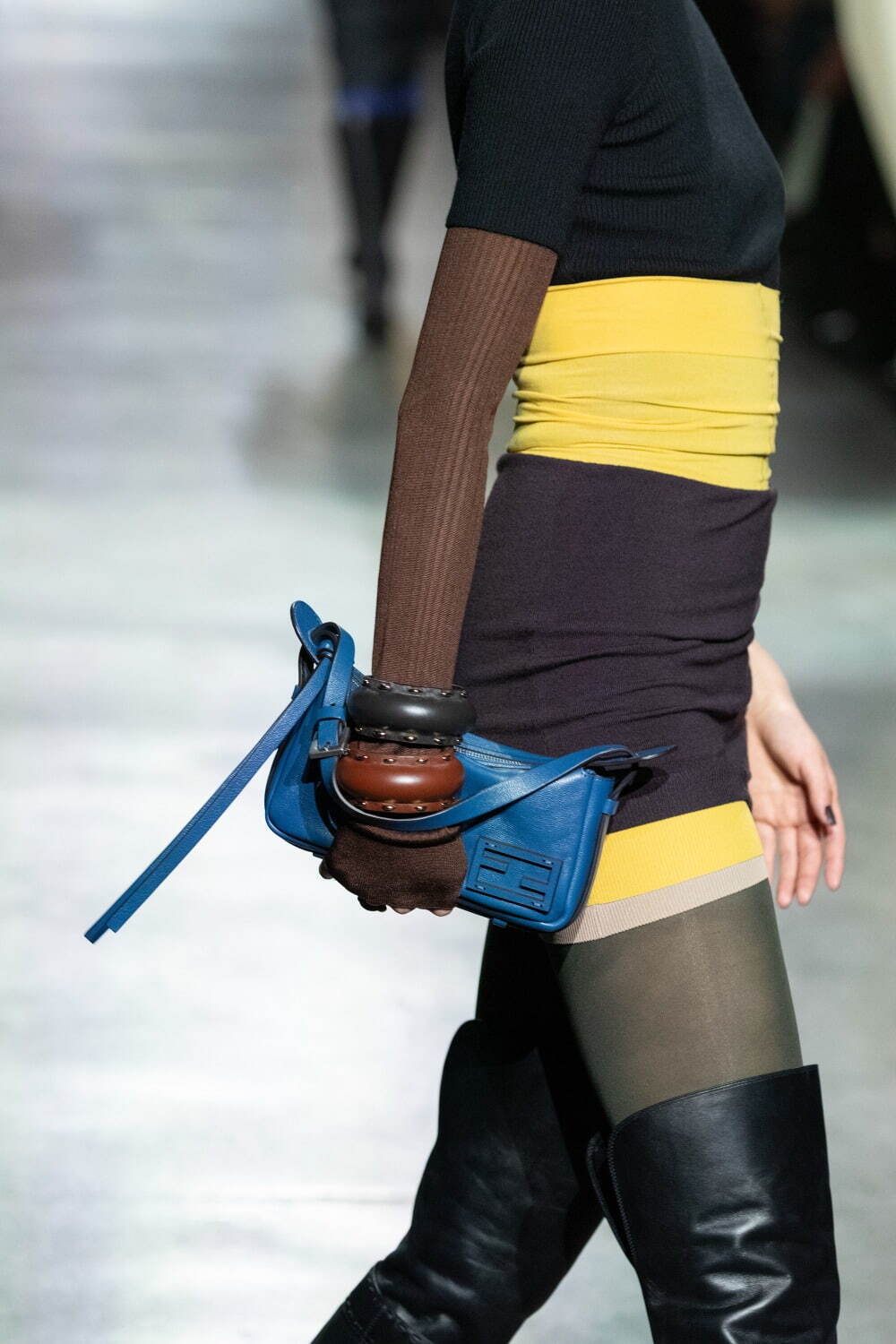 フェンディ(FENDI) 2024-25年秋冬ウィメンズコレクション  - 写真11