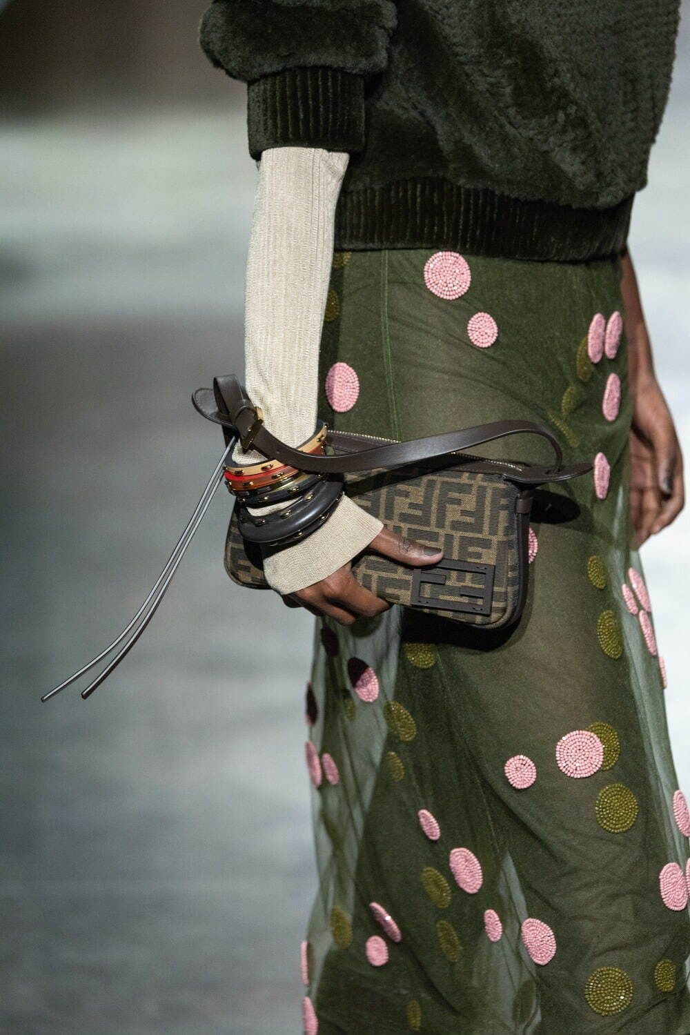 フェンディ(FENDI) 2024-25年秋冬ウィメンズコレクション  - 写真55