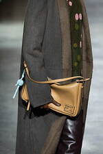 フェンディ 2024-25年秋冬ウィメンズコレクション - 英国とローマの共鳴が生む歓楽｜写真57