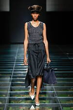 プラダ 2024年秋冬ウィメンズコレクション - 研ぎ澄ます歴史の諸断片｜写真18