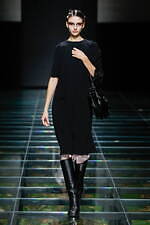 プラダ 2024年秋冬ウィメンズコレクション - 研ぎ澄ます歴史の諸断片｜写真31