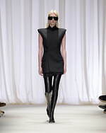 エムエム6 メゾン マルジェラ 2024年秋冬コレクション - 異化をもたらす抽象の試行｜写真9