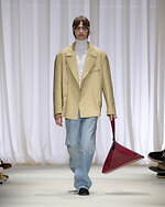 エムエム6 メゾン マルジェラ 2024年秋冬コレクション - 異化をもたらす抽象の試行｜写真13