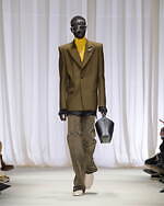 エムエム6 メゾン マルジェラ 2024年秋冬コレクション - 異化をもたらす抽象の試行｜写真19