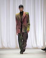 エムエム6 メゾン マルジェラ 2024年秋冬コレクション - 異化をもたらす抽象の試行｜写真43