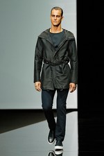 エンポリオ アルマーニ 2015年春夏コレクション - “ライン”を超えて混じり合う伝統と革新｜写真19