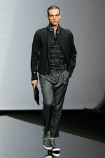 エンポリオ アルマーニ 2015年春夏コレクション - “ライン”を超えて混じり合う伝統と革新｜写真48