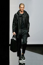エンポリオ アルマーニ 2015年春夏コレクション - “ライン”を超えて混じり合う伝統と革新｜写真57