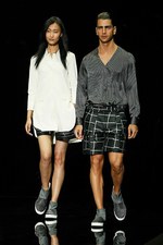 エンポリオ アルマーニ 2015年春夏コレクション - “ライン”を超えて混じり合う伝統と革新｜写真70