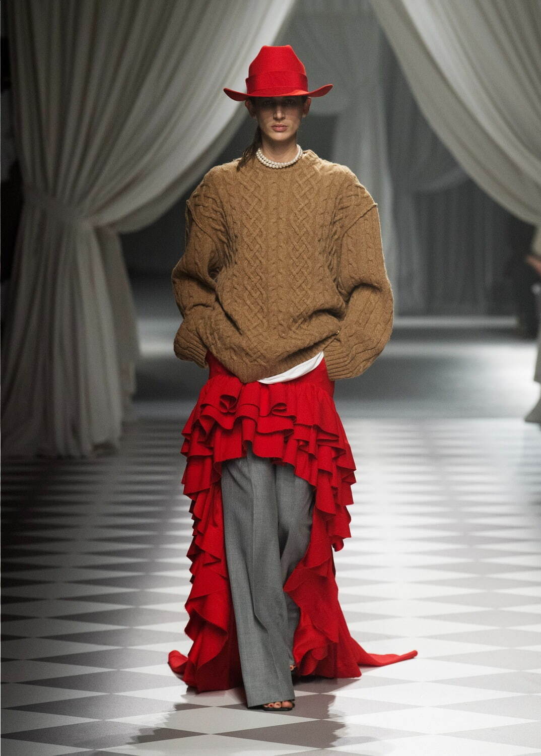 モスキーノ(MOSCHINO) 2024-25年秋冬ウィメンズコレクション