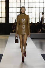 グッチ 2024年秋冬ウィメンズコレクション - 身体に立ち現れるエレガンス｜写真20