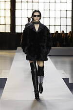 グッチ 2024年秋冬ウィメンズコレクション - 身体に立ち現れるエレガンス｜写真30