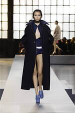 グッチ 2024年秋冬ウィメンズコレクション - 身体に立ち現れるエレガンス｜写真40