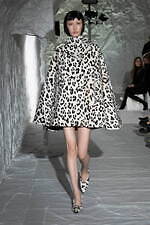 マルニ 2024年秋冬メンズ＆ウィメンズコレクション - 生々しい衝動を呼び起こして｜写真35