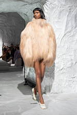 マルニ 2024年秋冬メンズ＆ウィメンズコレクション - 生々しい衝動を呼び起こして｜写真45