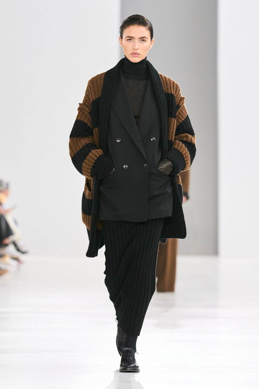 マックスマーラ(Max Mara) 2024-25年秋冬ウィメンズコレクション  - 写真35