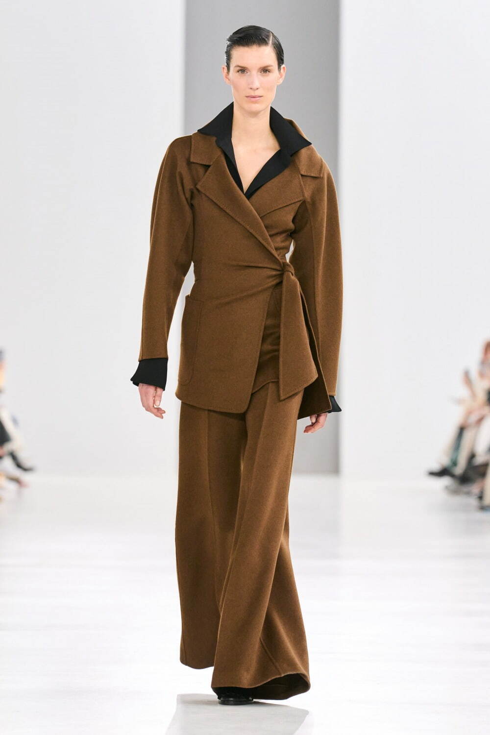 マックスマーラ(Max Mara) 2024-25年秋冬ウィメンズコレクション  - 写真36