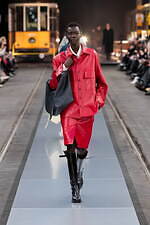 トッズ 2024-25年秋冬メンズ＆ウィメンズコレクション - マッテオ・タンブリーニによる初シーズン｜写真5