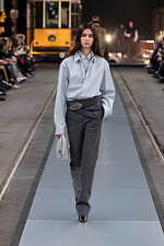 トッズ 2024-25年秋冬メンズ＆ウィメンズコレクション - マッテオ・タンブリーニによる初シーズン｜写真23