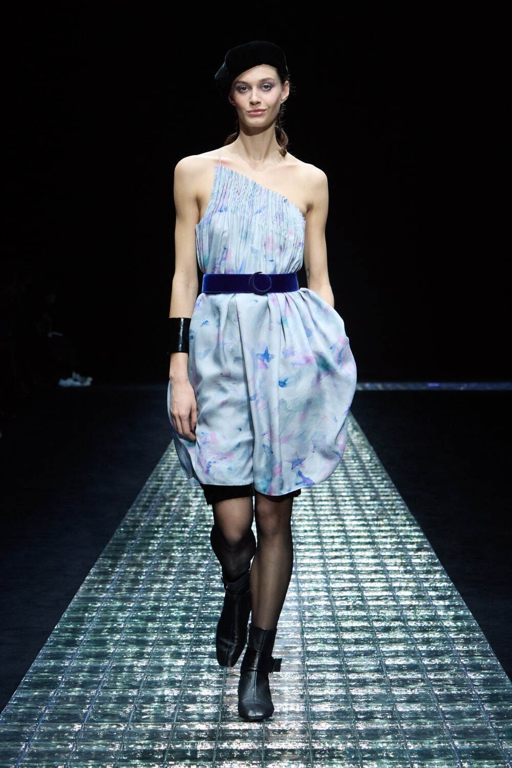 エンポリオ アルマーニ(EMPORIO ARMANI) 2024-25年秋冬ウィメンズコレクション  - 写真60