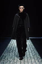 エンポリオ アルマーニ 2024年秋冬ウィメンズコレクション - 夜、あるいは光との対話｜写真28