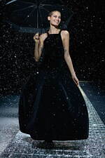 エンポリオ アルマーニ 2024年秋冬ウィメンズコレクション - 夜、あるいは光との対話｜写真84