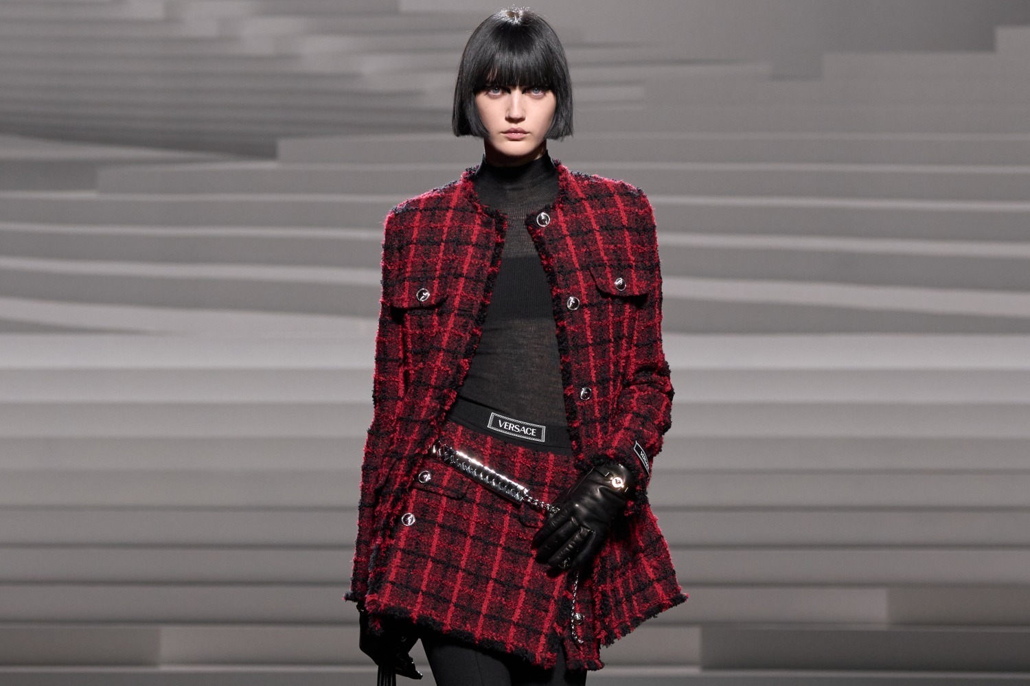 2024-25年秋冬 ミラノコレクション一覧[ランウェイ 2024-25年秋冬 ミラノコレクション一覧[ランウェイ