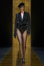 ドルチェ＆ガッバーナ 2024年秋冬ウィメンズコレクション - タキシード──身体と官能｜写真2