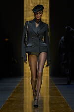 ドルチェ＆ガッバーナ 2024年秋冬ウィメンズコレクション - タキシード──身体と官能｜写真24