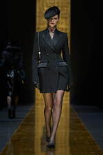 ドルチェ＆ガッバーナ 2024年秋冬ウィメンズコレクション - タキシード──身体と官能｜写真25