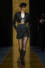 ドルチェ＆ガッバーナ 2024年秋冬ウィメンズコレクション - タキシード──身体と官能｜写真32