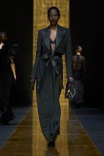 ドルチェ＆ガッバーナ 2024年秋冬ウィメンズコレクション - タキシード──身体と官能｜写真63