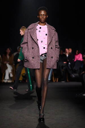 エムエスジーエム(MSGM) 2024-25年秋冬ウィメンズコレクション  - 写真39