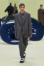 ジル サンダー 2024-25年秋冬コレクション - 穏やかに、包みこまれる心地よさ｜写真19