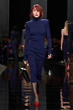 スポーツマックス 2024-25年秋冬コレクション - 美しくも退廃的なディーバに思いを馳せて｜写真15