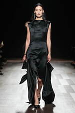 フェラガモ 2024-25年秋冬コレクション - 1920年代における自由の表現｜写真65