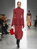 CFCL 2024-25年秋冬コレクション - 日々の抑揚の中でリズムを生み出す｜写真22